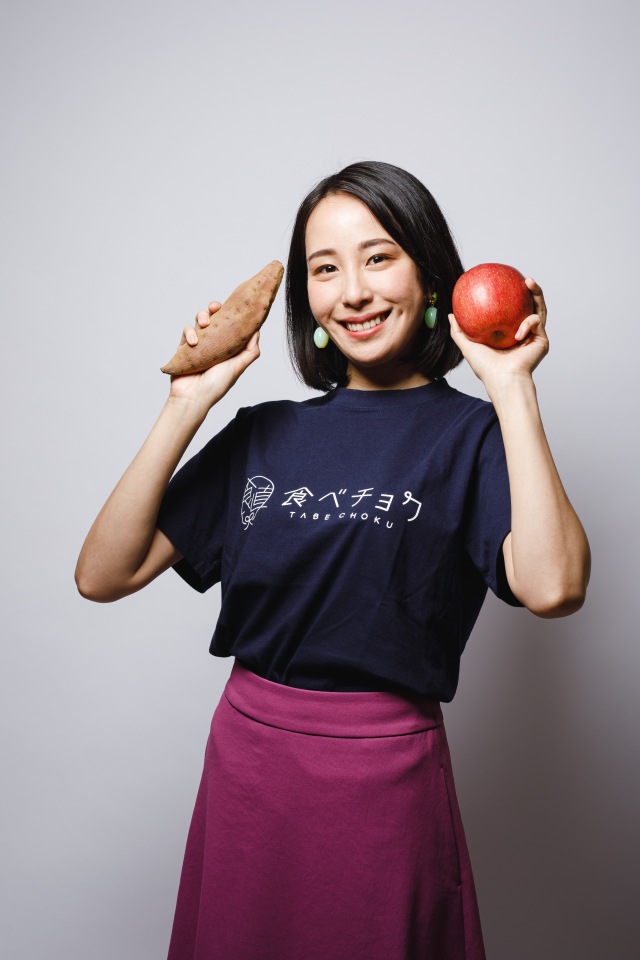 秋元 里奈 氏